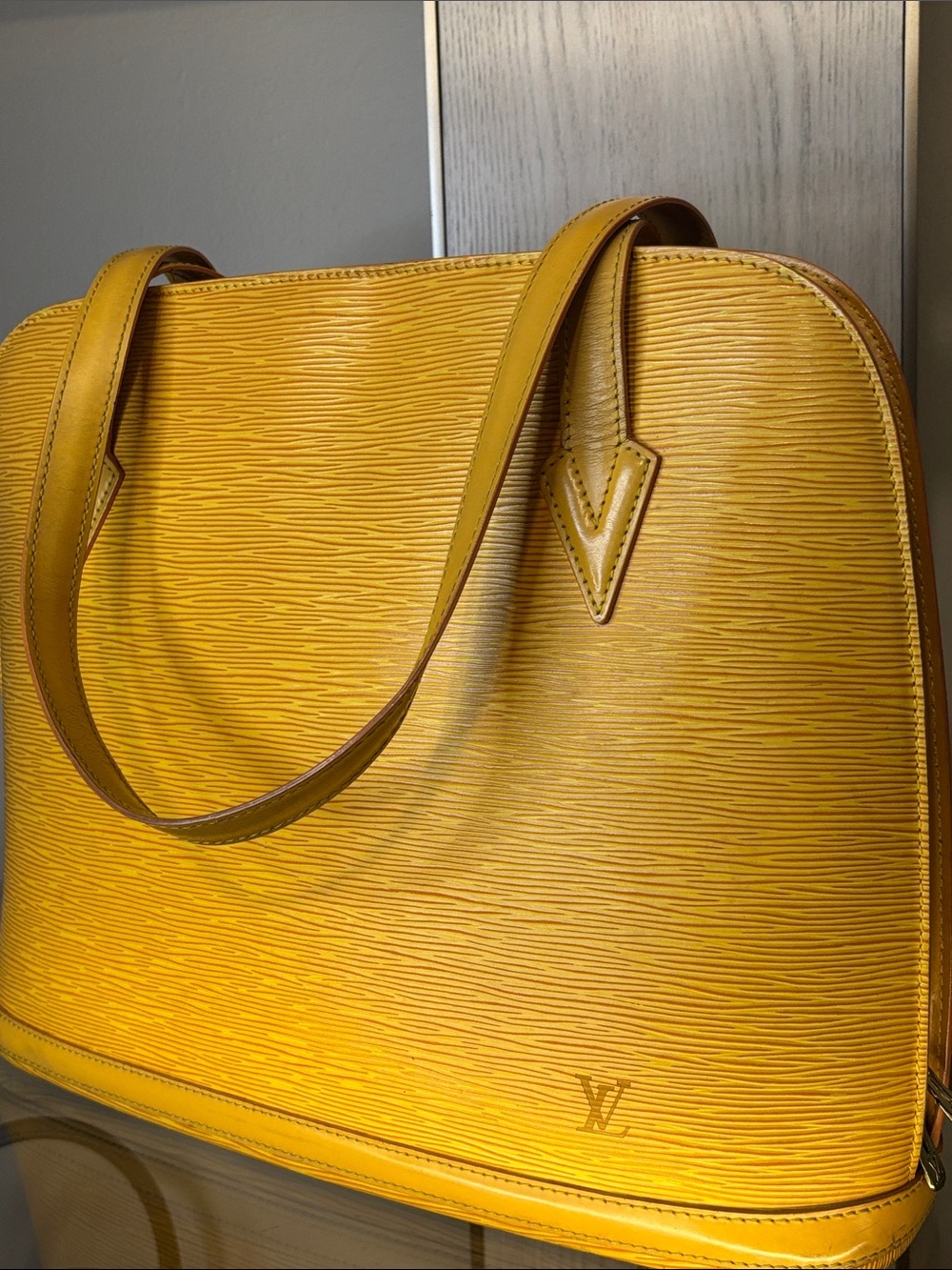 Final Price Louis Vuitton Yellow Epi Leather Shoulder Bag w/COA - Picture 16 of 16